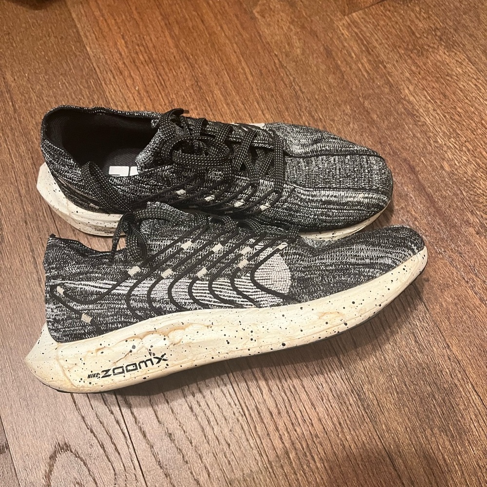 Nike Black and White Athletic Shoes